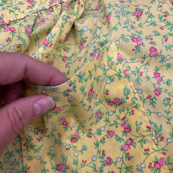 Handmade Little Apron Girls Yellow Pink Floral White Lace Trim Pocket Childs - Picture 4 of 5